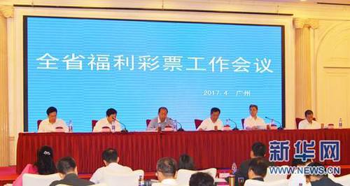 法蒂（布莱顿）曾经巅峰身价8000万欧，如今跌至3000万欧。